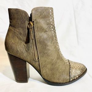 🐍NINA: Clip Snake Print Ankle Boots 🐍